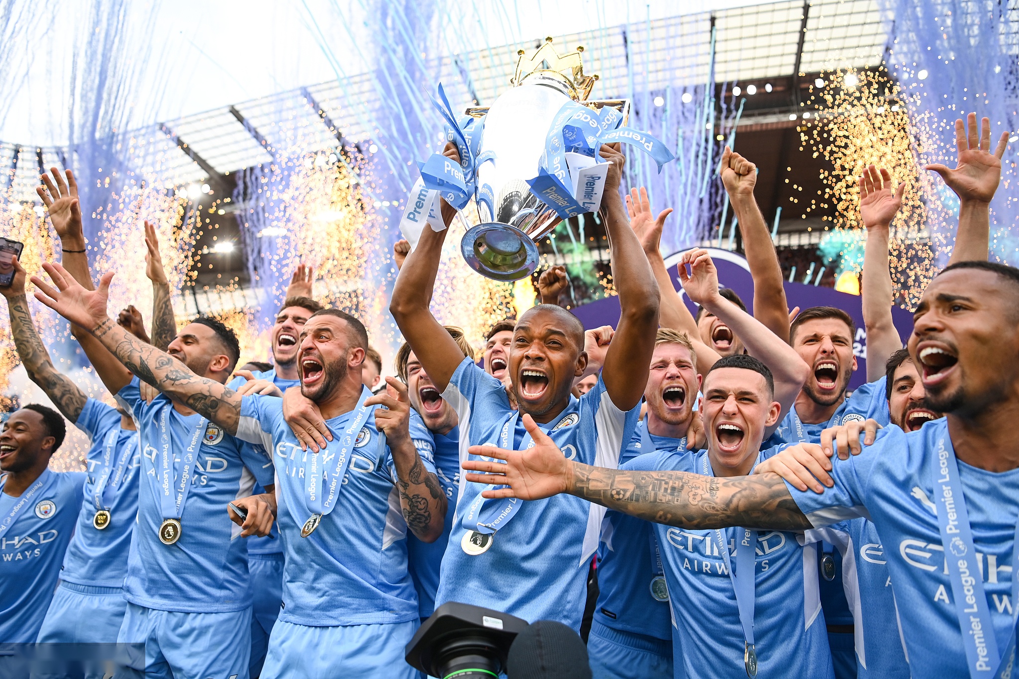 进一步拖慢 进一步拖慢